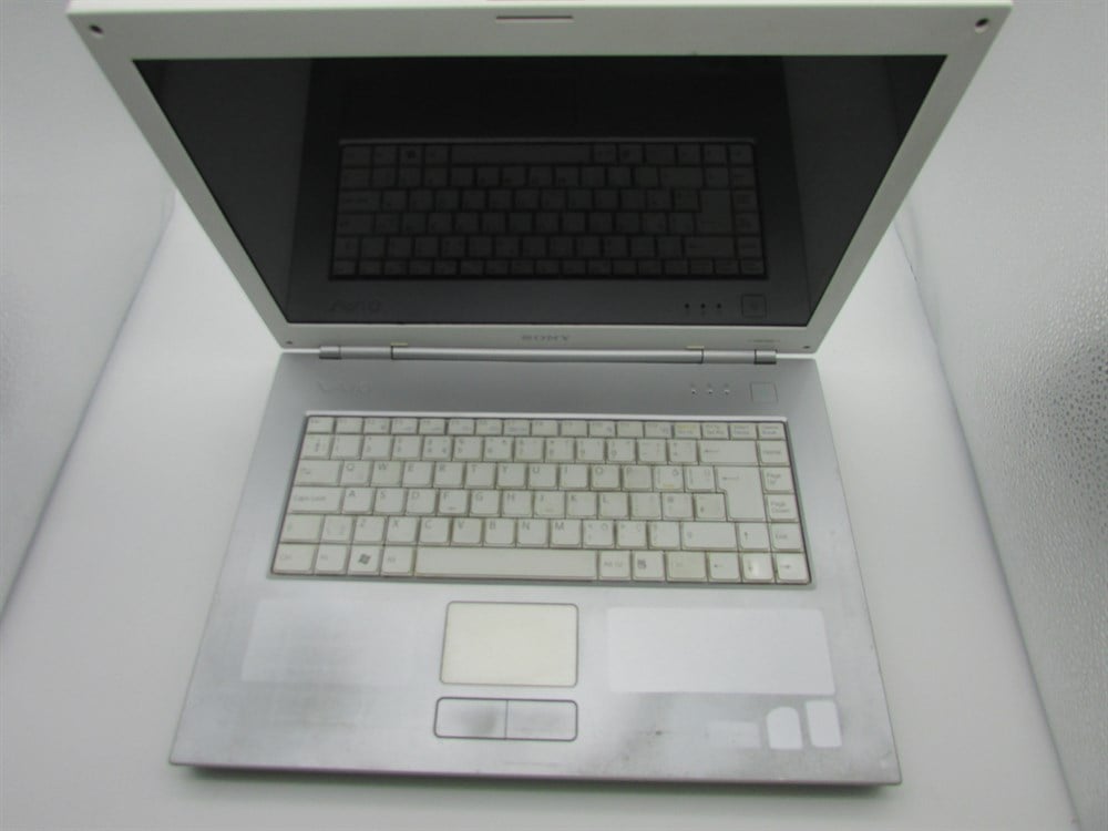 SONY VAİO VGN-NW1505  Notebook
